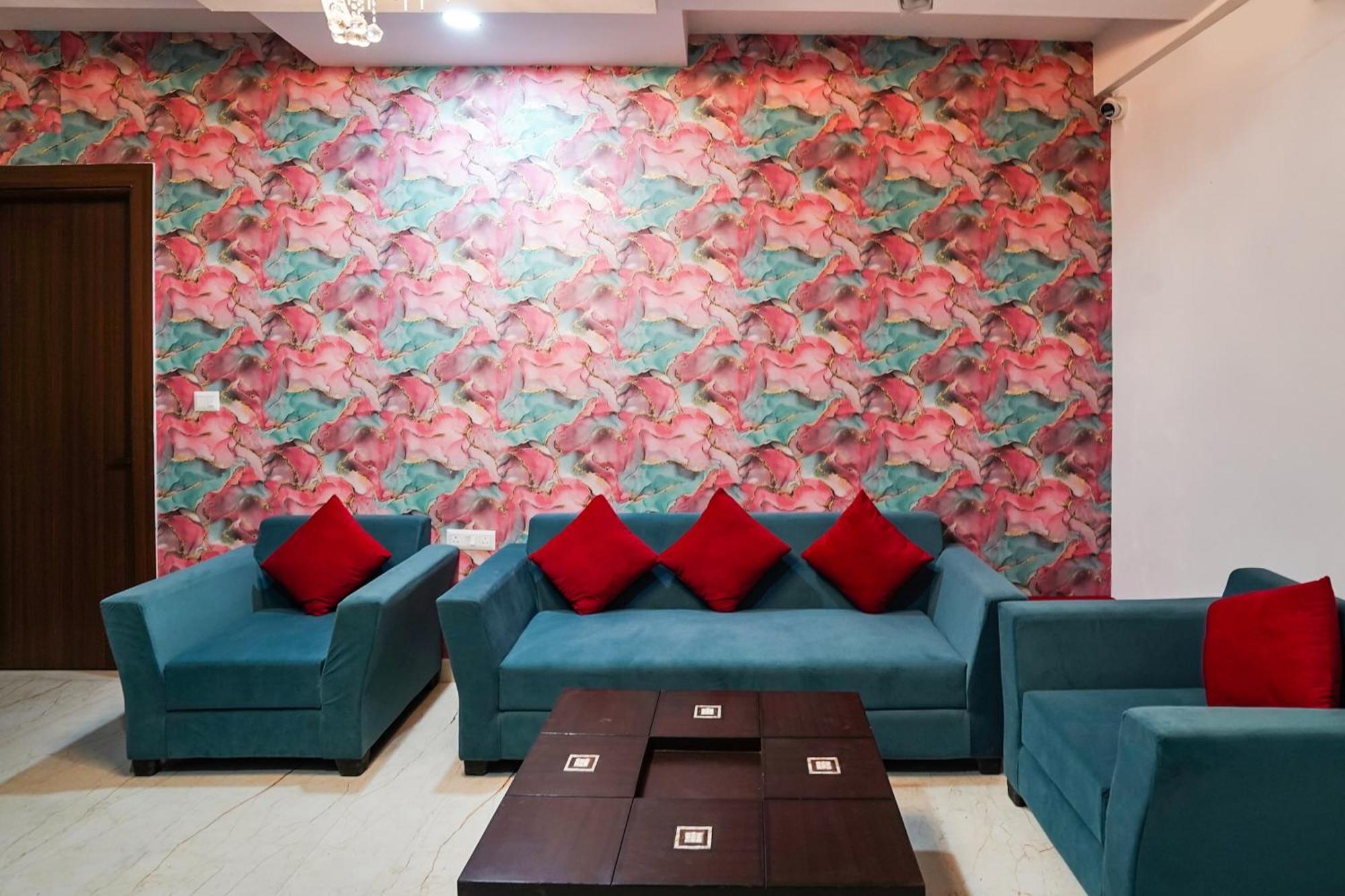 Hotel O Aryan Green Hotel Газиабад Экстерьер фото
