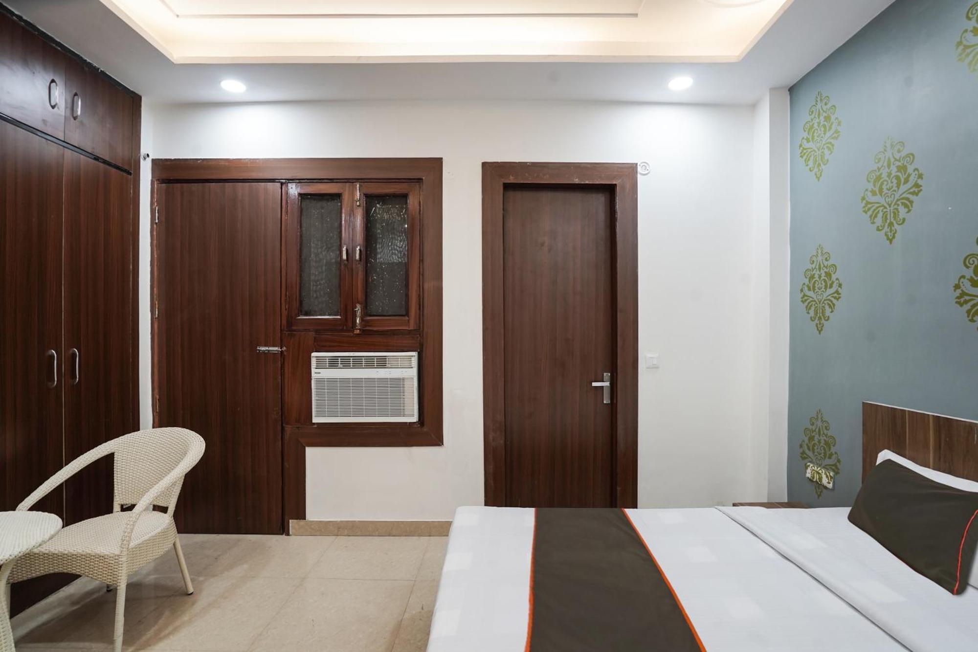 Hotel O Aryan Green Hotel Газиабад Экстерьер фото