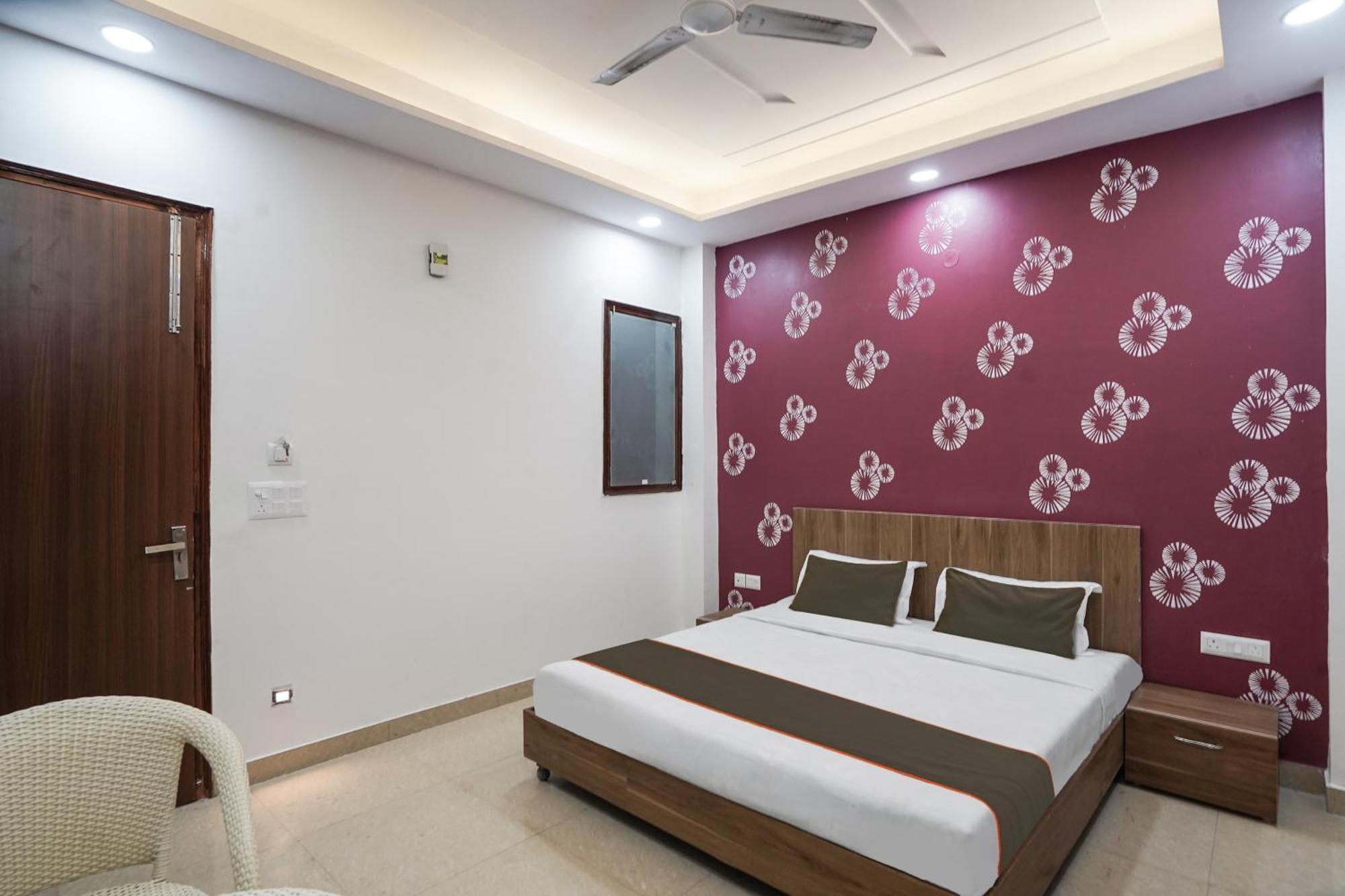 Hotel O Aryan Green Hotel Газиабад Экстерьер фото